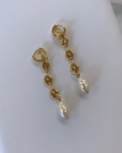 Load image into Gallery viewer, CANNES PEARL DROP EARRINGS
