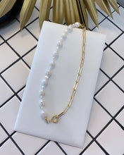 Load image into Gallery viewer, 1970’S FRENCH RIVIERA PEARL NECKLACE
